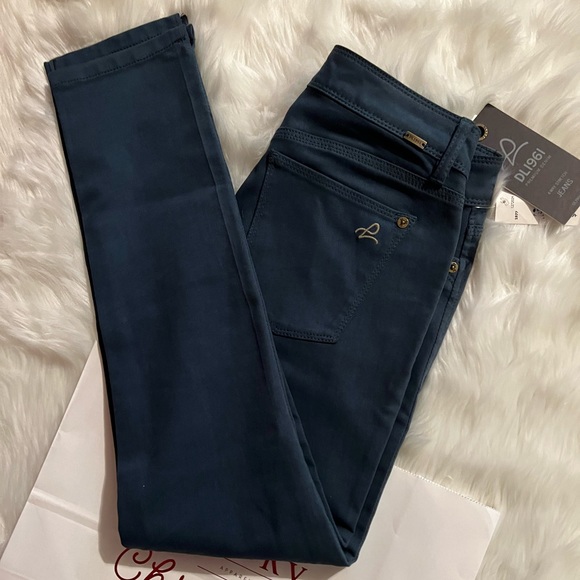 Denim - DL 1961 four-way 360 comfort waste angel mid rise skinny ankle